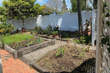 Photo of property in 14 Ashbury Avenue, Silverdale, Hamilton, 3216