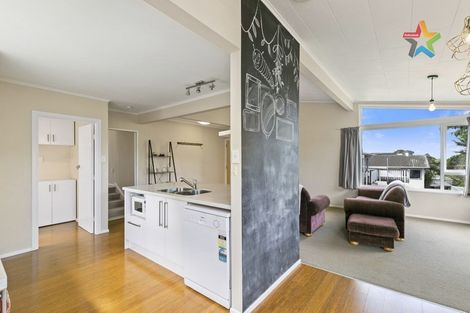 Photo of property in 143 Major Drive, Kelson, Lower Hutt, 5010