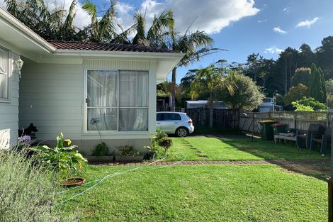 Photo of property in 3 Dianne Louise Drive, Half Moon Bay, Auckland, 2012