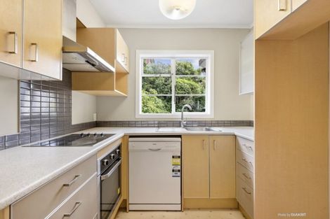 Photo of property in 13a Kim Street, Khandallah, Wellington, 6035