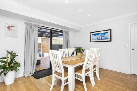 Photo of property in 32 Les Fisher Place, Pukekohe, 2120