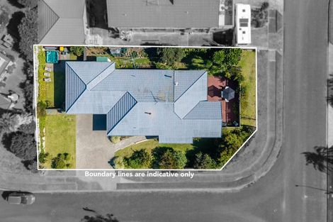 Photo of property in 4 Te Ropata Place, Waikanae Beach, Waikanae, 5036