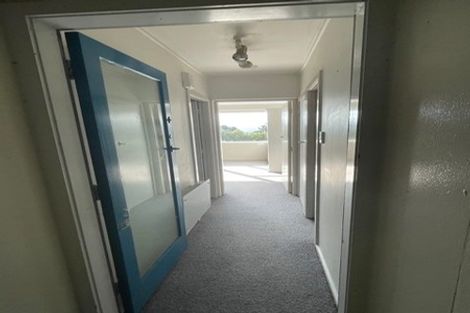 Photo of property in 4 Raroa Road, Kelburn, Wellington, 6012