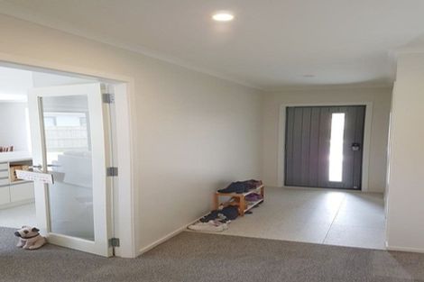 Photo of property in 11 Henrietta Maxwell Grove, Wainuiomata, Lower Hutt, 5014
