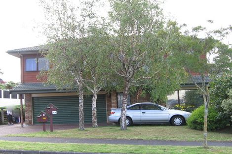 Photo of property in 1/32 Mark Edward Drive, Half Moon Bay, Auckland, 2012