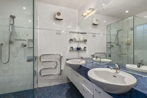 Photo of property in 246 West Hoe Heights, Orewa, 0931