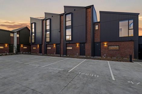 Photo of property in 230 Blenheim Road, Riccarton, Christchurch, 8041