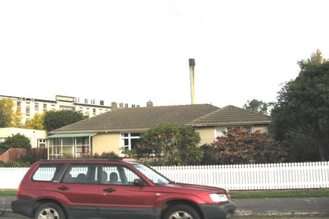 Photo of property in 17 Montana Avenue, Ilam, Christchurch, 8041