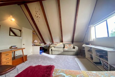 Photo of property in 8 Escort Grove, Awapuni, Palmerston North, 4412