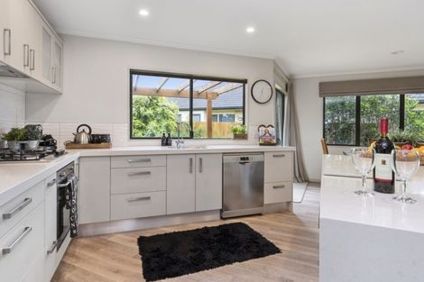 Photo of property in 636 Grenada Street, Papamoa Beach, Papamoa, 3118