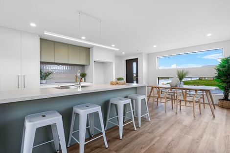 Photo of property in 26 Ellmers Street, Woodend, 7691