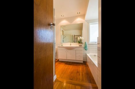 Photo of property in 6 Ferryhill Road, Epsom, Auckland, 1023