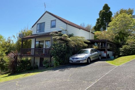 Photo of property in 1/82 Stott Avenue, Birkdale, Auckland, 0626