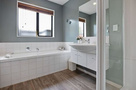 Photo of property in 61 Grimseys Road, Redwood, Christchurch, 8051