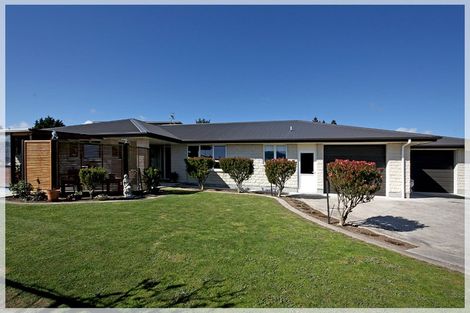 Photo of property in 12 Malthus Place, Foxton Beach, Foxton, 4815