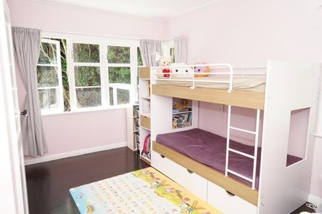 Photo of property in 56 Sunshine Avenue, Karori, Wellington, 6012