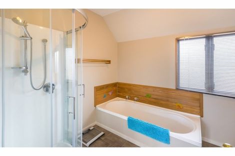 Photo of property in 128a Mcfaddens Road, St Albans, Christchurch, 8052