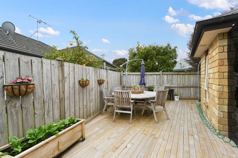 Photo of property in 9 Roderick Place, Rototuna, Hamilton, 3210