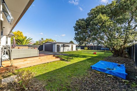 Photo of property in 1 Alma Place, Milson, Palmerston North, 4414