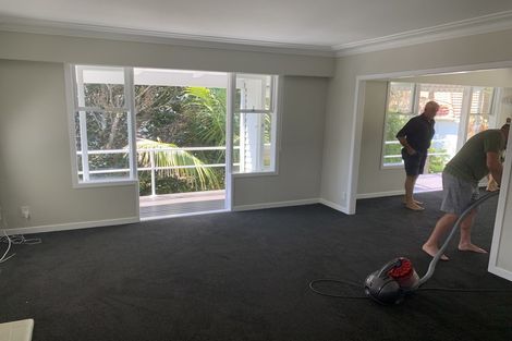 Photo of property in 1/1 Sylvan Park Avenue, Milford, Auckland, 0620