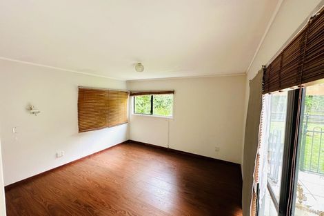 Photo of property in 5 Sandiacre Way, Browns Bay, Auckland, 0630