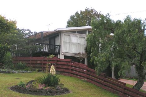 Photo of property in 60 Bond Crescent, Forrest Hill, Auckland, 0620