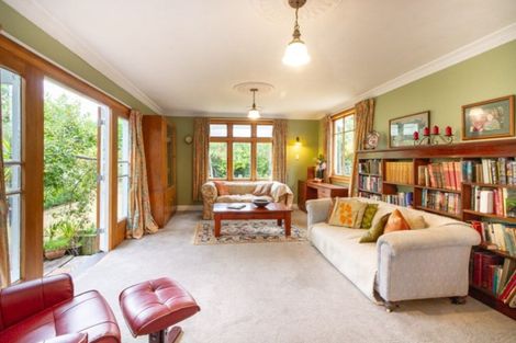 Photo of property in 18 Carlton Avenue, Gonville, Whanganui, 4501