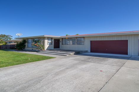 Photo of property in 2/4 Quinton Place, Bishopdale, Christchurch, 8053