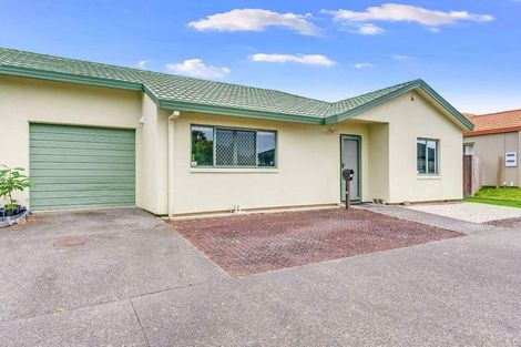 Photo of property in 11c Sturges Road, Henderson, Auckland, 0612