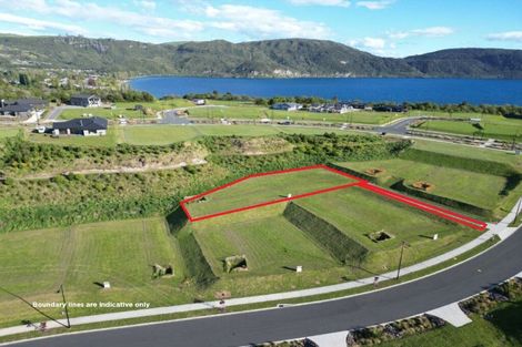 Photo of property in 8 Otaketake Drive, Kinloch, 3377