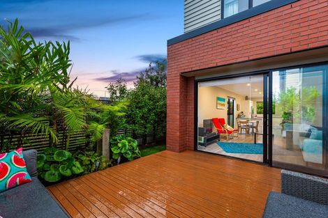 Photo of property in 22 Peihana Road, Hobsonville, Auckland, 0616