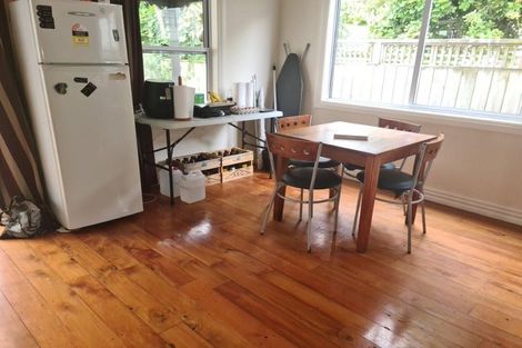 Photo of property in 18 Cruickshank Street, Kilbirnie, Wellington, 6022