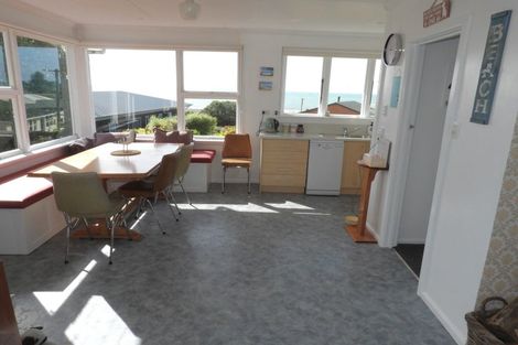 Photo of property in 1 Spiers Street, Kakanui, Oamaru, 9495