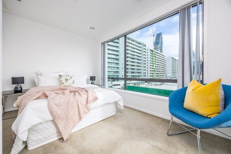 Photo of property in 6 Lancelot Road, Orewa, 0931