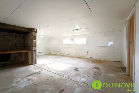 Photo of property in 520 Glenfield Road, Glenfield, Auckland, 0629