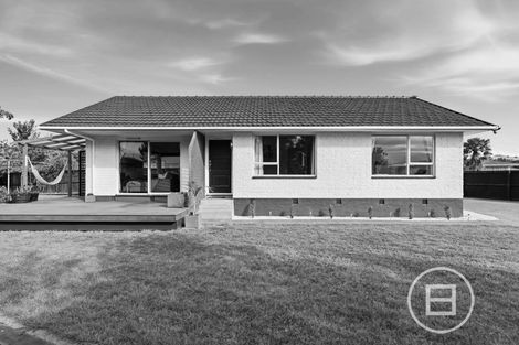 Photo of property in 11 Lomond Place, Woolston, Christchurch, 8062
