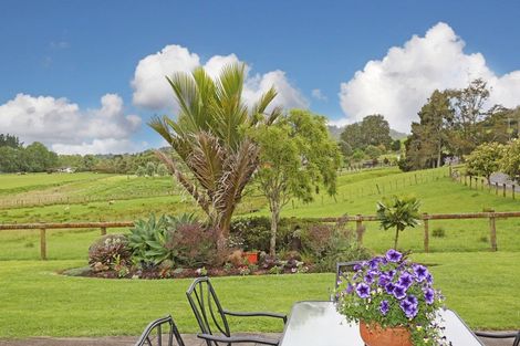 Photo of property in 57 Old Barn Road, Opaheke, Papakura, 2584