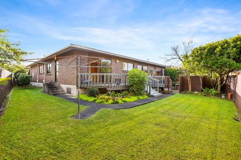 Photo of property in 12 Muscat Place, Henderson, Auckland, 0612