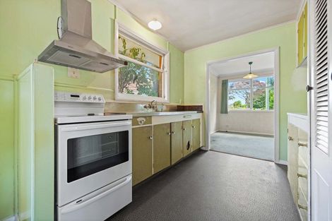 Photo of property in 56 Pulham Crescent, Queenwood, Hamilton, 3210