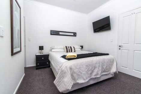 Photo of property in 117 Neplusultra Street, Cromwell, 9310