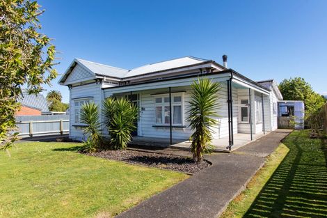 Photo of property in 33 Tennyson Street, Dannevirke, 4930