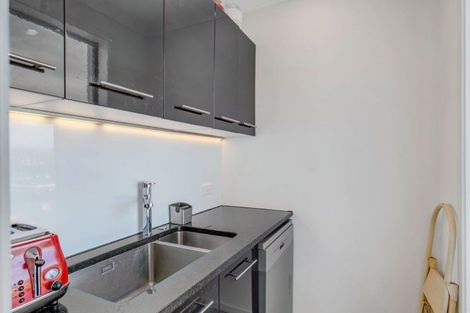 Photo of property in 8 The Track, Plimmerton, Porirua, 5026