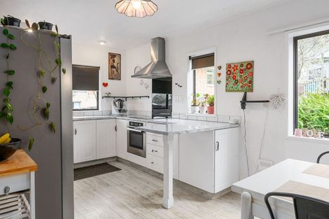 Photo of property in 5b Ross View Terrace, Dinsdale, Hamilton, 3204