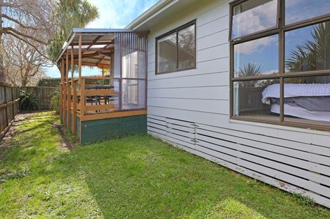 Photo of property in 2/103 Sturges Road, Henderson, Auckland, 0612