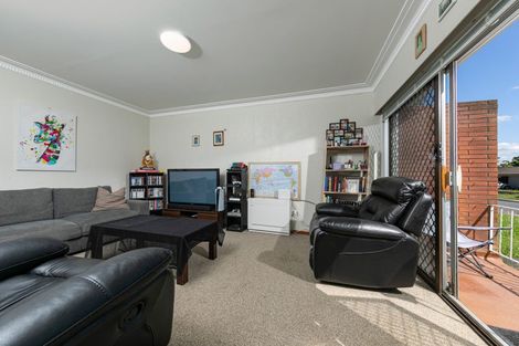 Photo of property in 5/1 Takapu Street, Henderson, Auckland, 0612