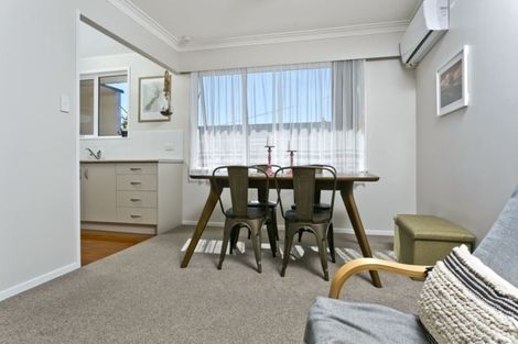 Photo of property in 1/279 Sunset Road, Sunnynook, Auckland, 0632