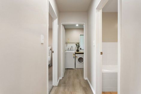 Photo of property in 106 Cannon Hill Crescent, Mount Pleasant, Christchurch, 8081