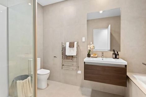 Photo of property in 16 Hema Road, Hobsonville, Auckland, 0616