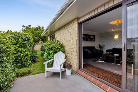 Photo of property in 65 Belt Road, New Plymouth, 4310