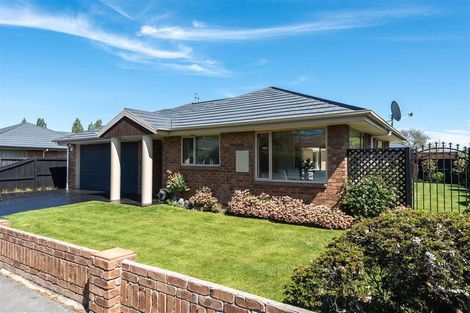 Photo of property in 53 Saint Martins Road, Saint Martins, Christchurch, 8022